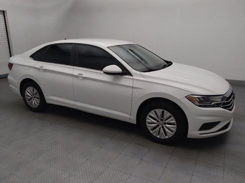 Used 2019 Volkswagen Jetta S w/ Driver Assistance Package FWD image 11