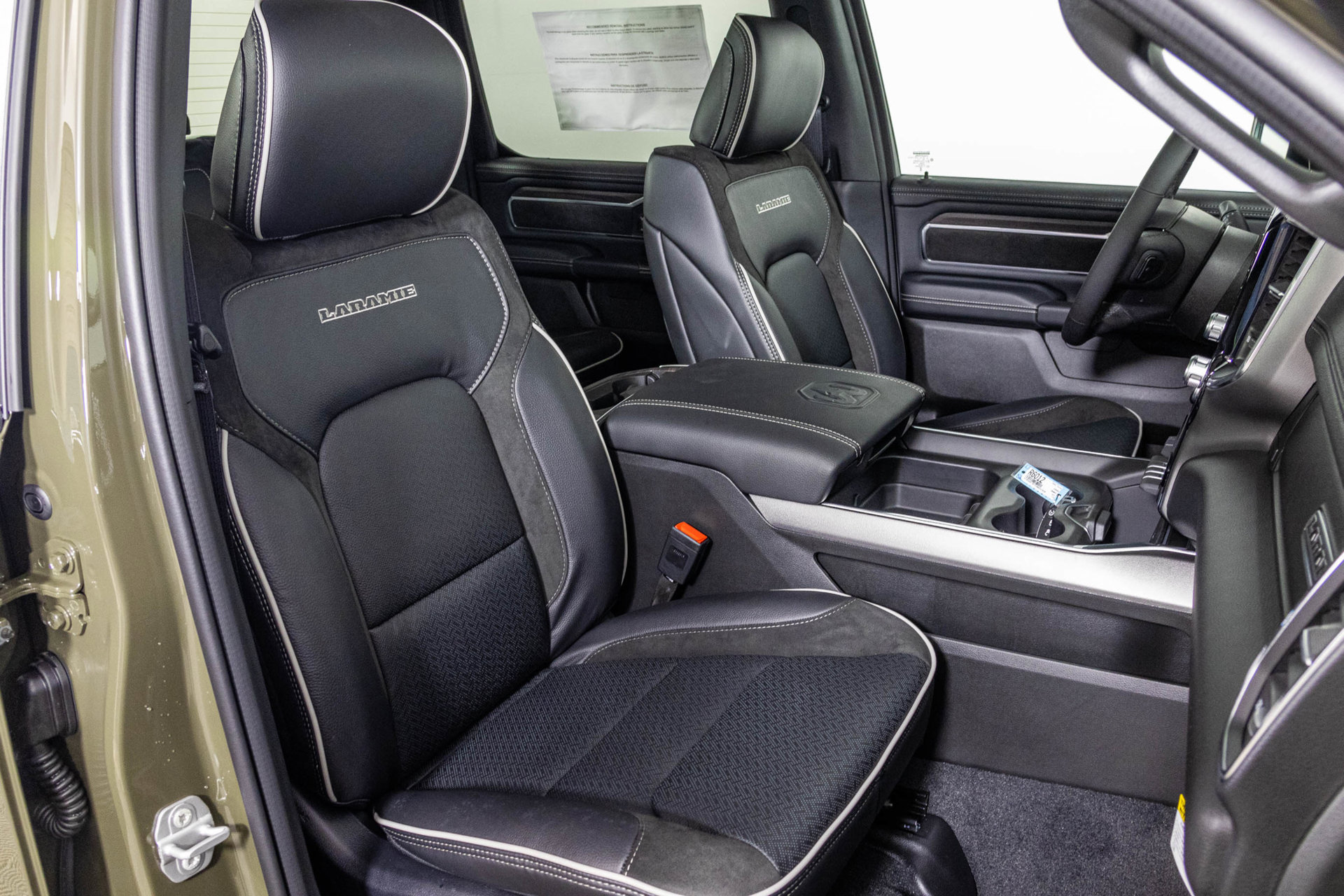 New 2027 RAM 1500 Laramie AWD/4WD image 40
