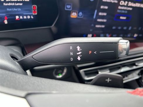 Certified 2025 Chevrolet Traverse RS w/ LPO, Floor Liner Package image 23