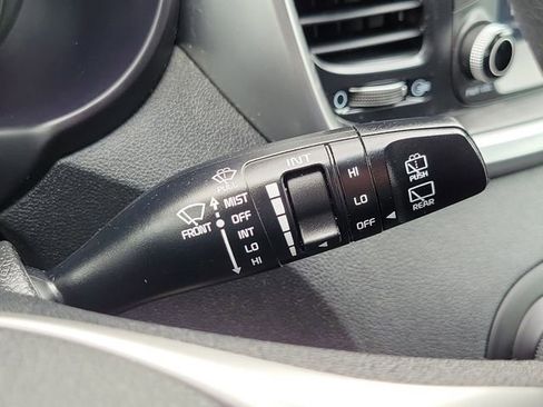 Certified 2020 Kia Sorento LX FWD image 17