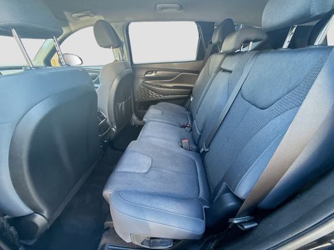Used 2019 Hyundai Santa Fe SEL image 21