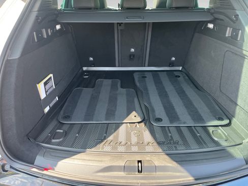 Used 2025 Maserati Grecale Modena image 4