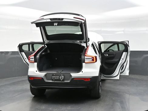 Used 2023 Volvo C40 P8 Recharge Plus w/ Climate Package AWD/4WD image 42