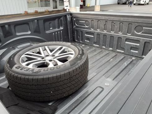 Used 2023 Ford F150 XL w/ STX Appearance Package RWD image 8