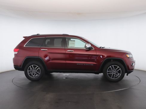 Used 2019 Jeep Grand Cherokee Limited image 23