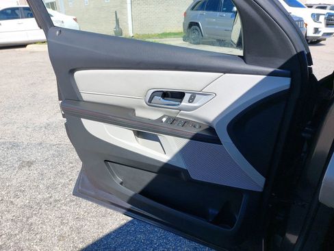 Used 2014 GMC Terrain SLE image 24