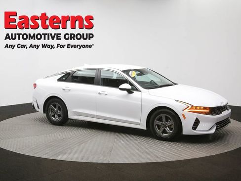 Used 2023 Kia K5 LXS image 44