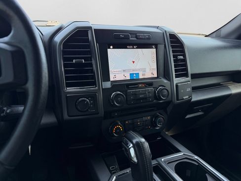 Used 2018 Ford F150 XLT w/ Equipment Group 302A Luxury AWD/4WD image 15