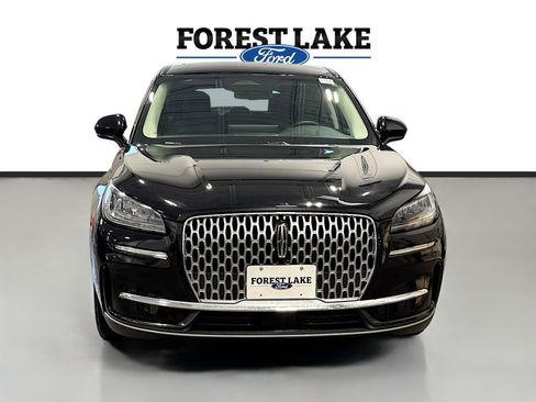 Used 2024 Lincoln Corsair AWD image 2
