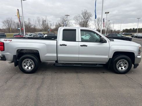 Used 2018 Chevrolet Silverado 1500 LS w/ Trailering Package image 4