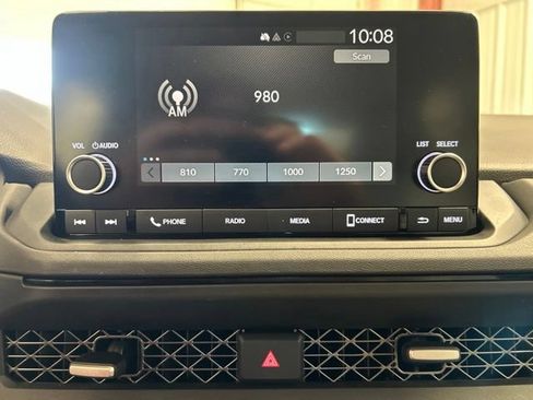 Certified 2023 Honda Accord EX image 31