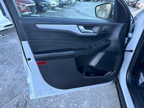 Used 2025 Ford Escape Platinum AWD/4WD image 20