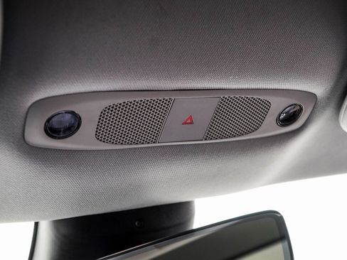 Used 2019 Tesla Model 3 Mid Range image 32