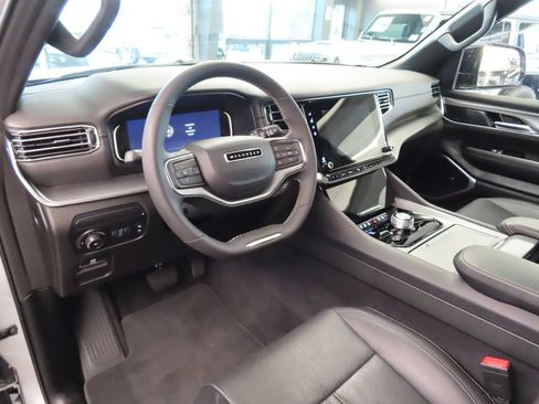 Certified 2024 Jeep Wagoneer Series II AWD/4WD image 24