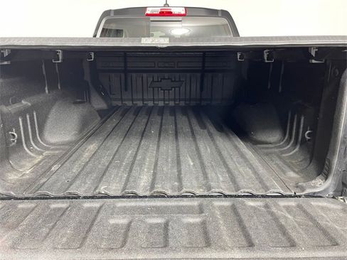 Used 2017 Chevrolet Colorado Z71 image 17