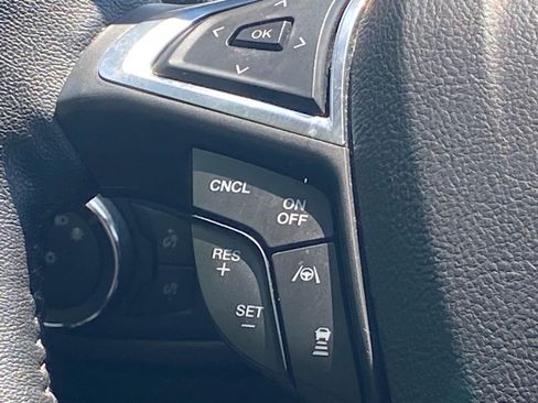 Used 2020 Ford Edge SEL w/ Convenience Package AWD/4WD image 8