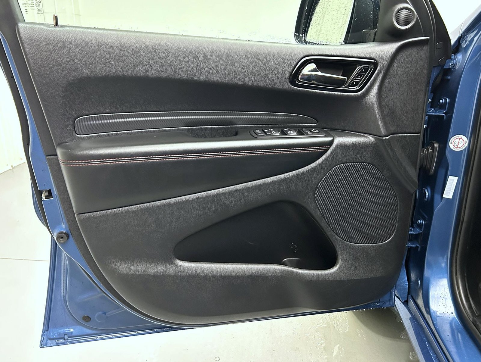 Used 2025 Dodge Durango GT AWD/4WD image 9
