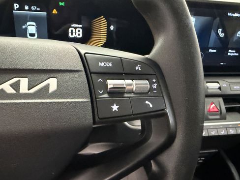 Used 2025 Kia K4 FWD image 14