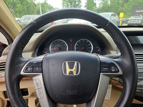 Used 2010 Honda Accord EX-L image 22