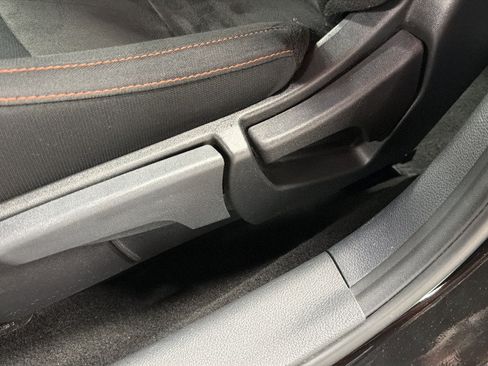 Used 2025 Nissan Sentra SR FWD image 17