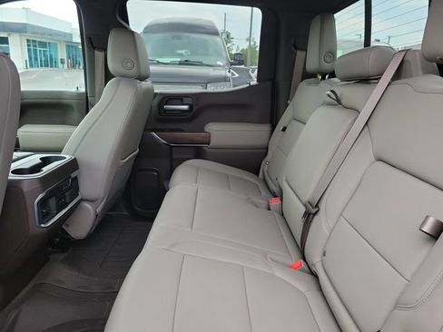 Used 2021 GMC Sierra 1500 SLT w/ SLT Premium Plus Package AWD/4WD image 22
