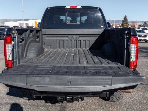 Certified 2017 Ford F350 Platinum w/ Platinum Ultimate Package image 7