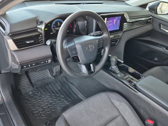 Used 2025 Toyota Camry LE w/ Convenience Package FWD image 17