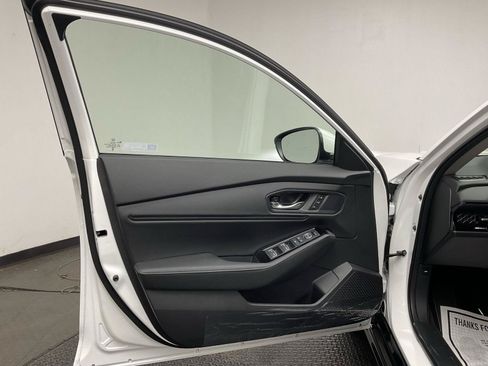 New 2026 Honda Accord Touring image 9