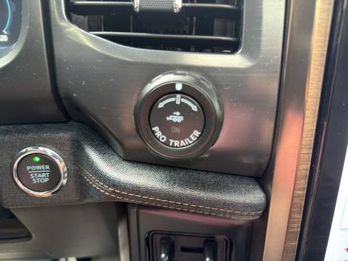Used 2023 Ford F150 Lightning 4x4 SuperCrew image 25