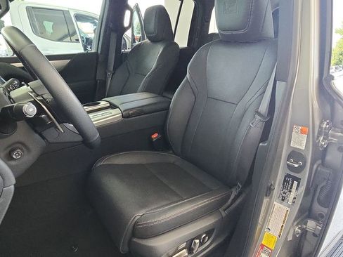 Used 2025 Lexus LX 600 F Sport w/ Accessory Package (2T) AWD/4WD image 20