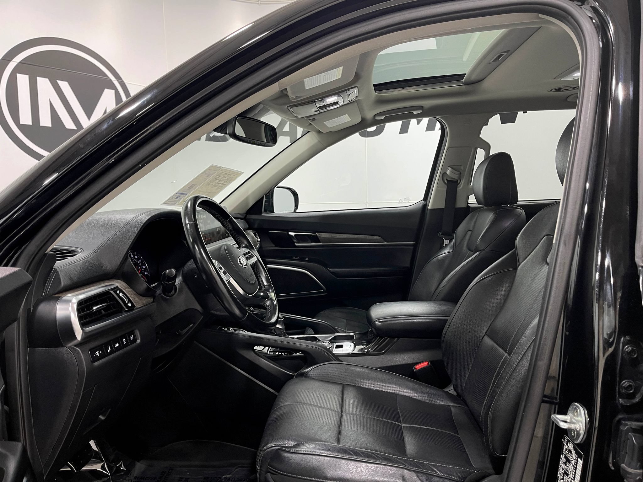 Used 2021 Kia Telluride SX w/ Nightfall Edition Package AWD/4WD image 13