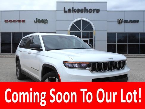 Certified 2023 Jeep Grand Cherokee L Limited w/ Trailer Tow Group (B) AWD/4WD image 1