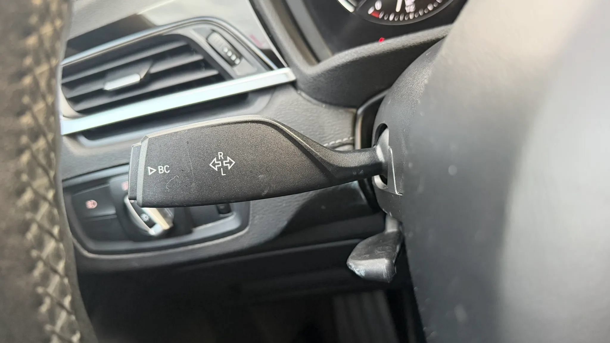 Used 2018 BMW X2 xDrive28i AWD/4WD image 16
