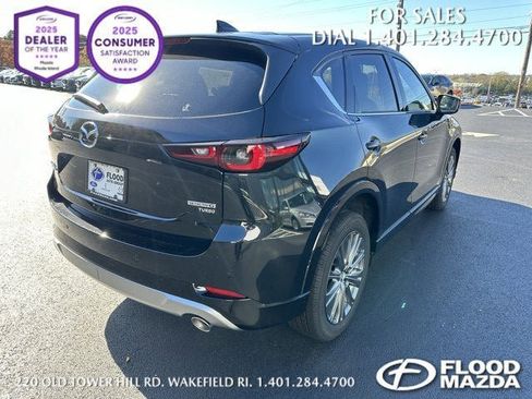 New 2025 MAZDA CX-5 Signature image 16