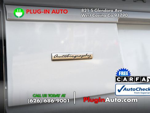 Used 2019 Land Rover Range Rover Autobiography image 4