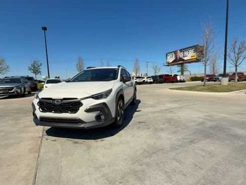 Used 2025 Subaru Crosstrek 2.5i Limited w/ Crosstrek Mirror Package image 6