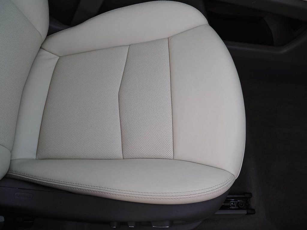 Certified 2025 Cadillac XT5 Premium Luxury FWD image 31