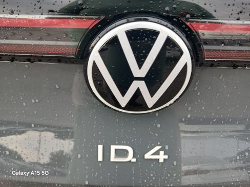 Used 2023 Volkswagen ID.4 Pro RWD image 15
