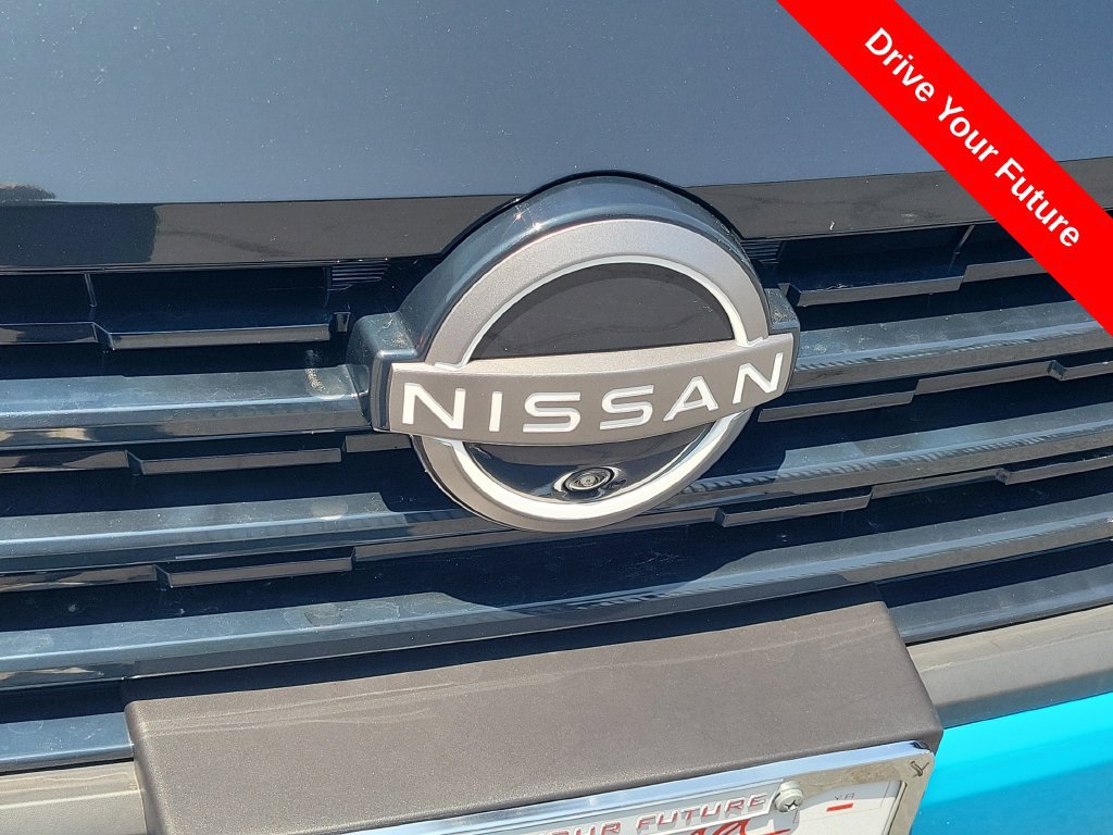 Used 2025 Nissan Kicks SR FWD image 31