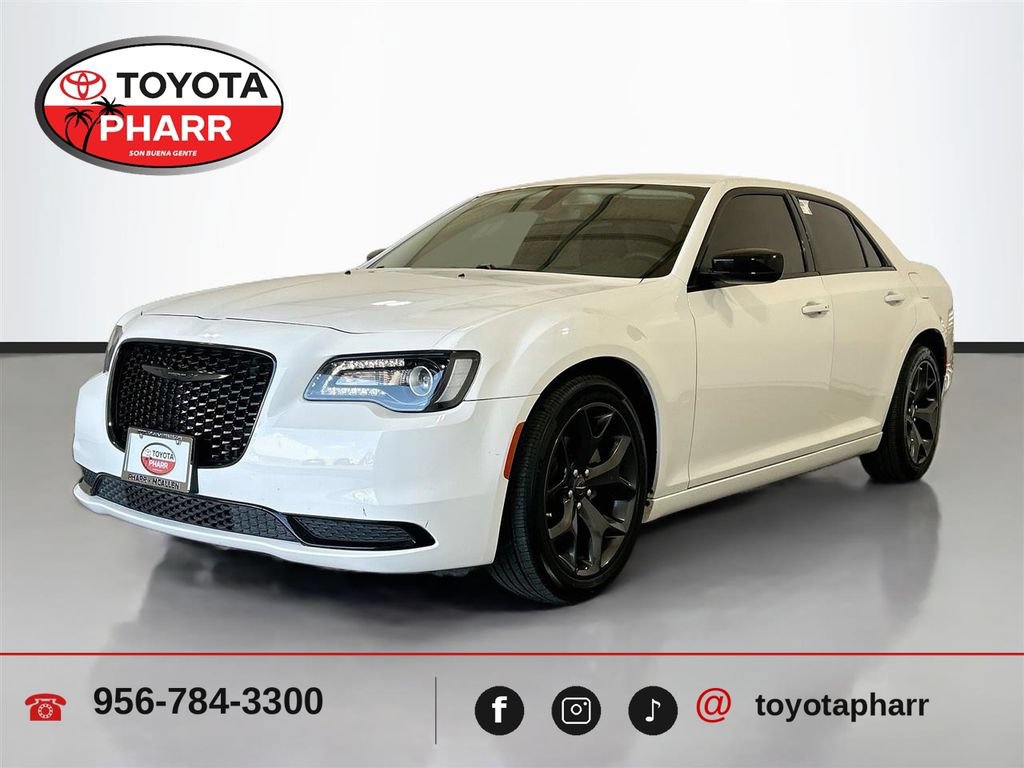 Used 2023 Chrysler 300 Touring w/ Sport Appearance Package RWD image 1