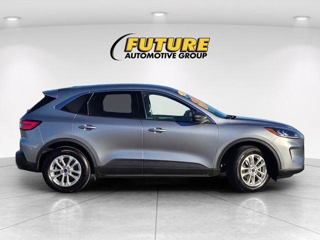 Used 2022 Ford Escape SE w/ Convenience Package FWD image 4