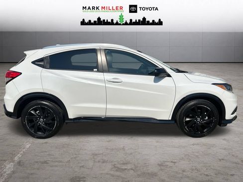 Used 2021 Honda HR-V Sport image 6