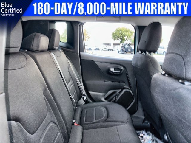 Used 2021 Jeep Renegade Latitude FWD image 17