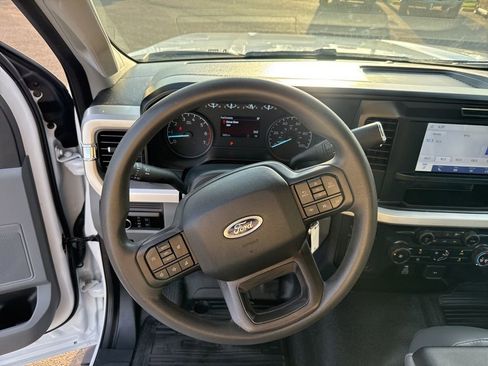 Used 2025 Ford F250 XL w/ XL Off-Road Package image 16