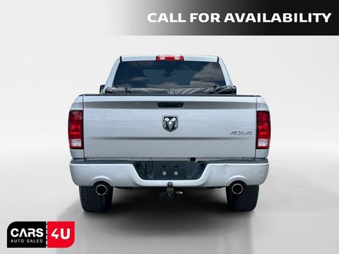 Used 2018 RAM 1500 Express w/ Express Value Package AWD/4WD image 6