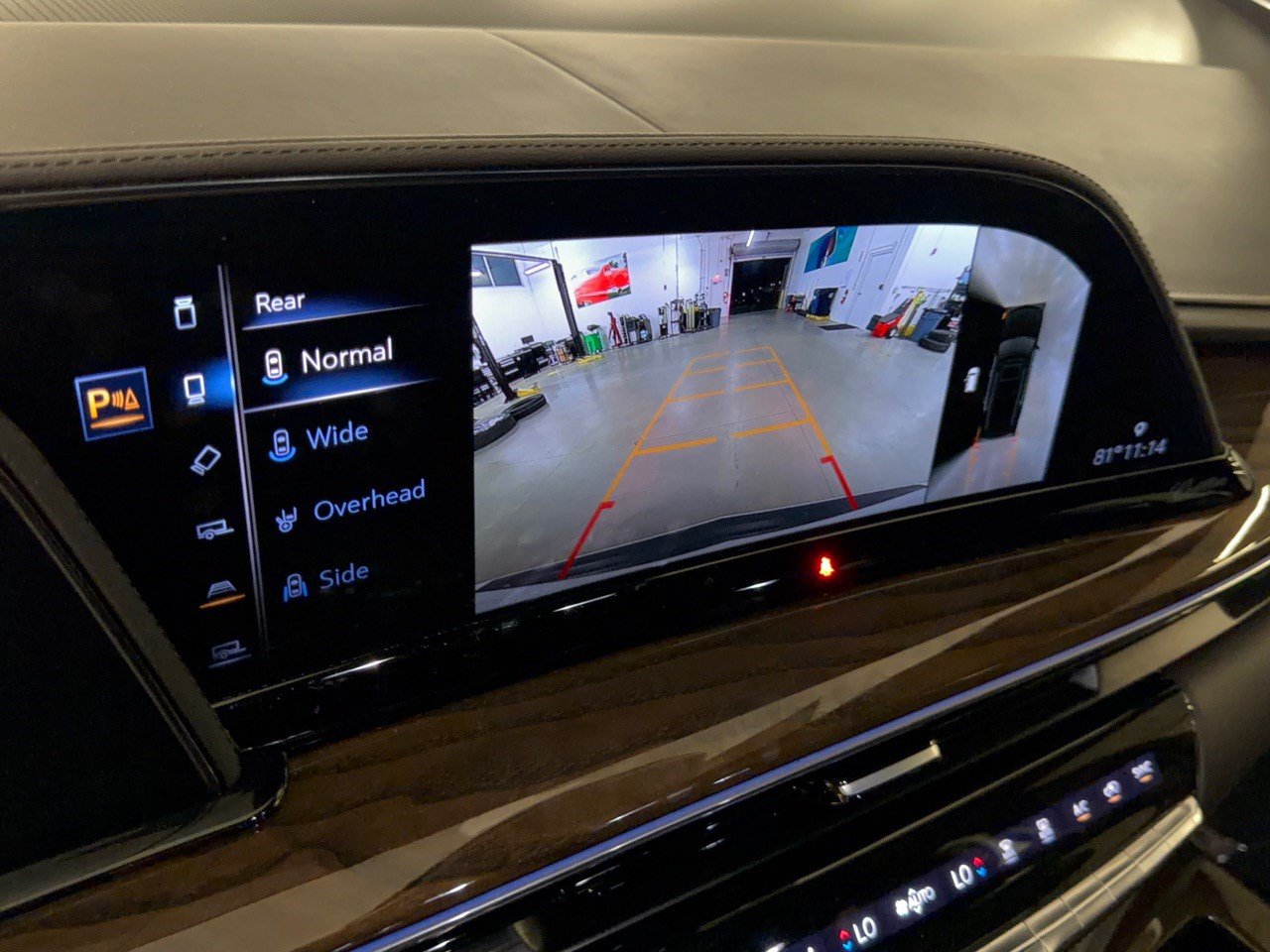Certified 2023 Cadillac Escalade Sport Platinum w/ LPO, ONYX Package AWD/4WD image 24