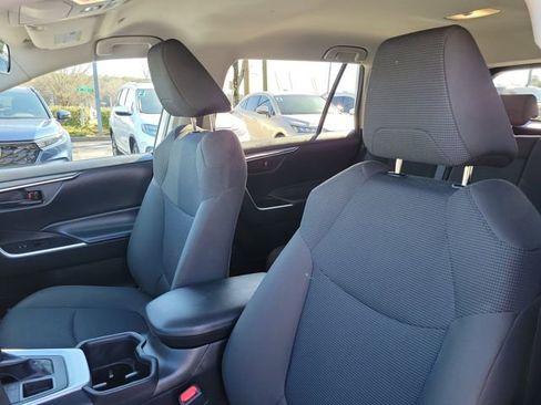 Used 2024 Toyota RAV4 LE image 16