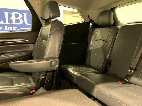 Used 2020 Buick Enclave Essence image 52