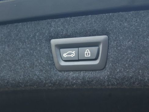 Certified 2023 BMW 540i xDrive w/ Executive Package image 9