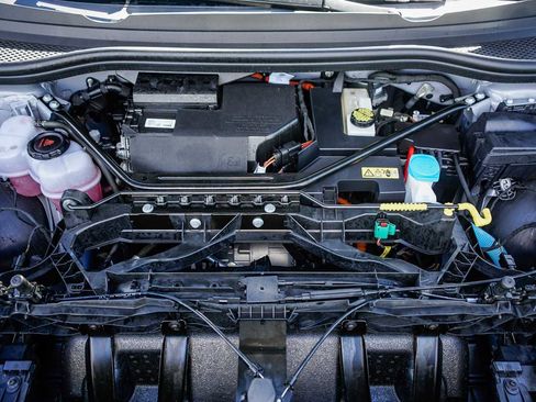 Used 2023 Audi Q4 e-tron Premium Plus w/ Premium Plus image 27